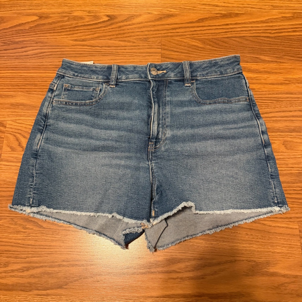 American Eagle Outfitters High-Rise Frayed Hem Denim Shorts - Blue